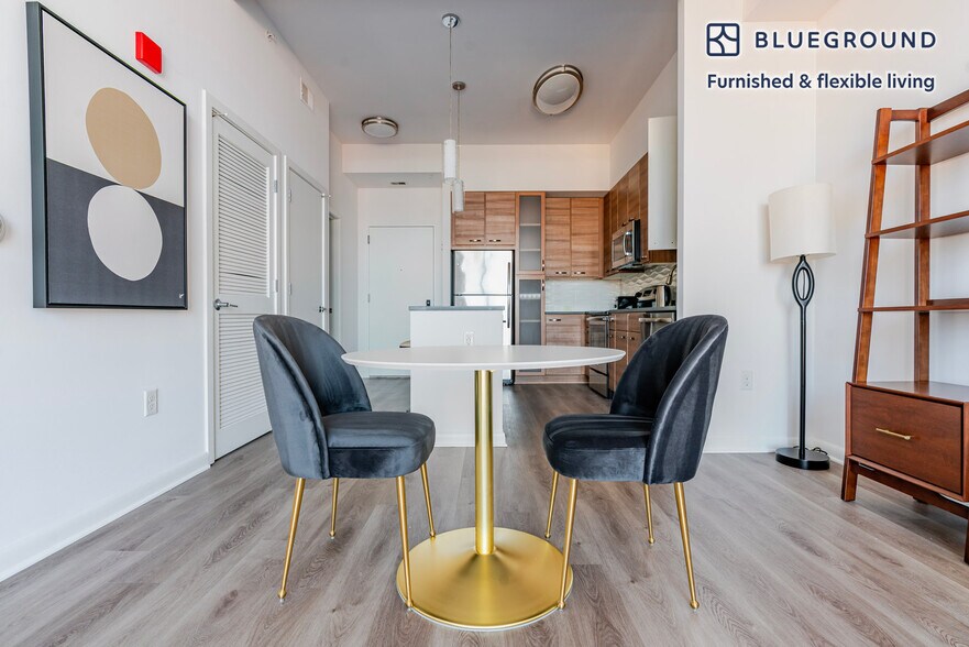 Building Photo - 8421 Broad St