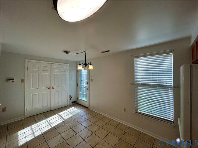 Building Photo - 3063 Montfort Loop