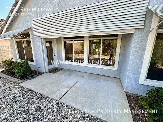Building Photo - 5752 Red Willow Ln