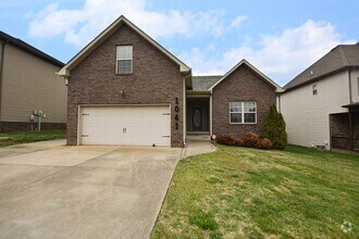 Building Photo - Pet Friendly Four Bedroom!