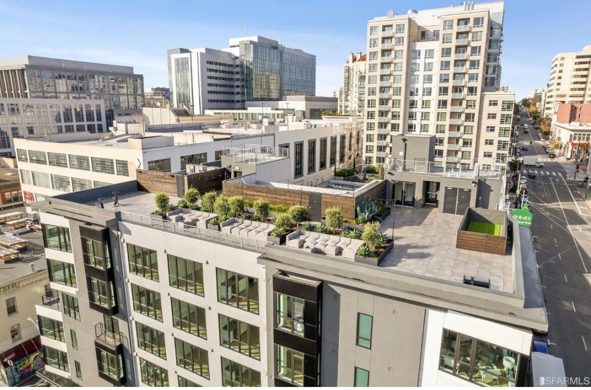 Building Photo - 1201 Sutter St