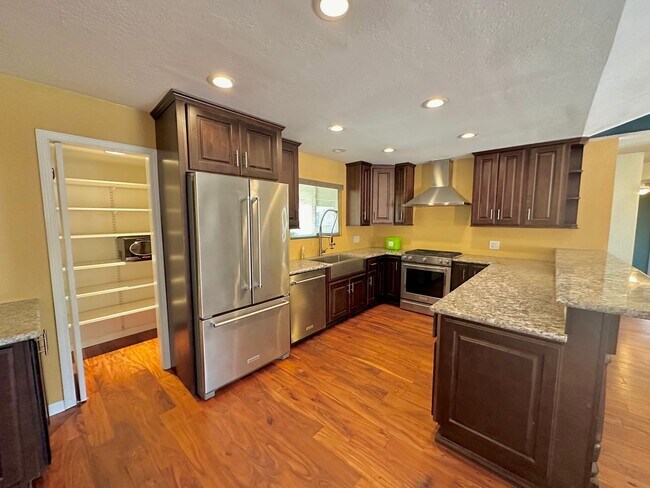 Building Photo - 3648 San Lisa Ct