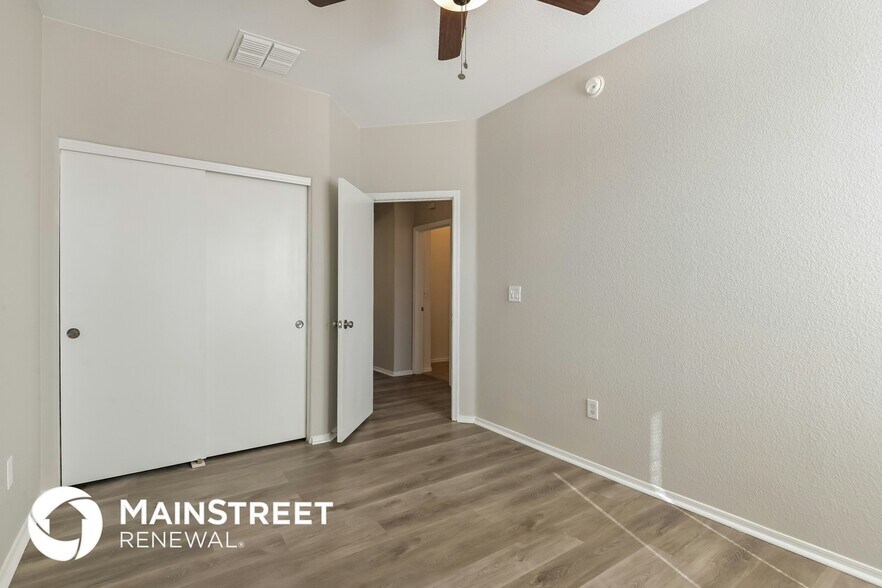Building Photo - 3520 W Avenida Sombra