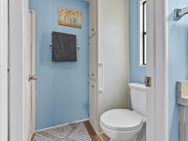 Building Photo - 2855 SW Monarch Trail