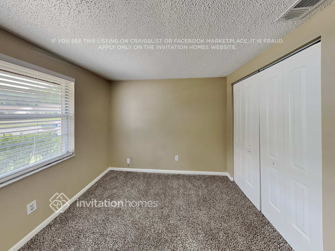 Building Photo - 2808 Cedaridge Dr