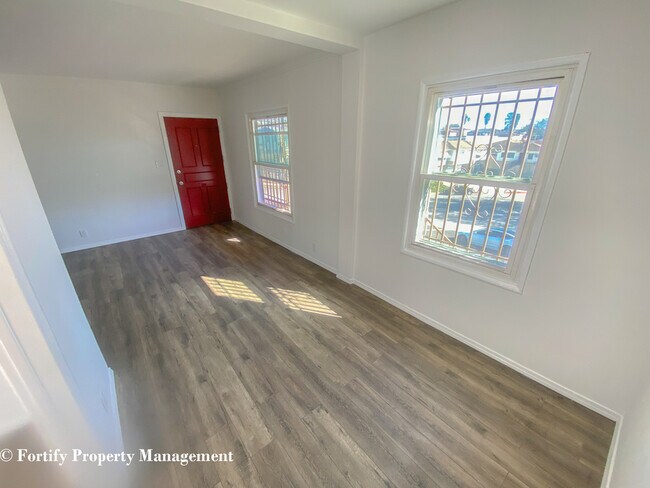 Primary Photo - 3403 W 84th Pl