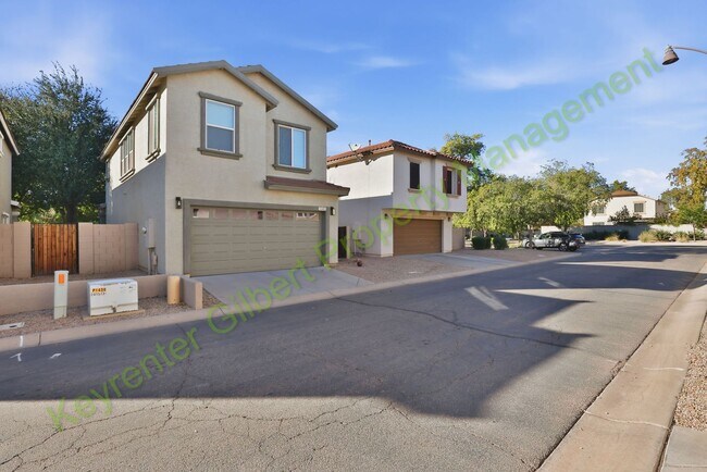 Building Photo - Beautiful 3-bed / 2.5 bath Home in Gilbert’s The Gardens Community