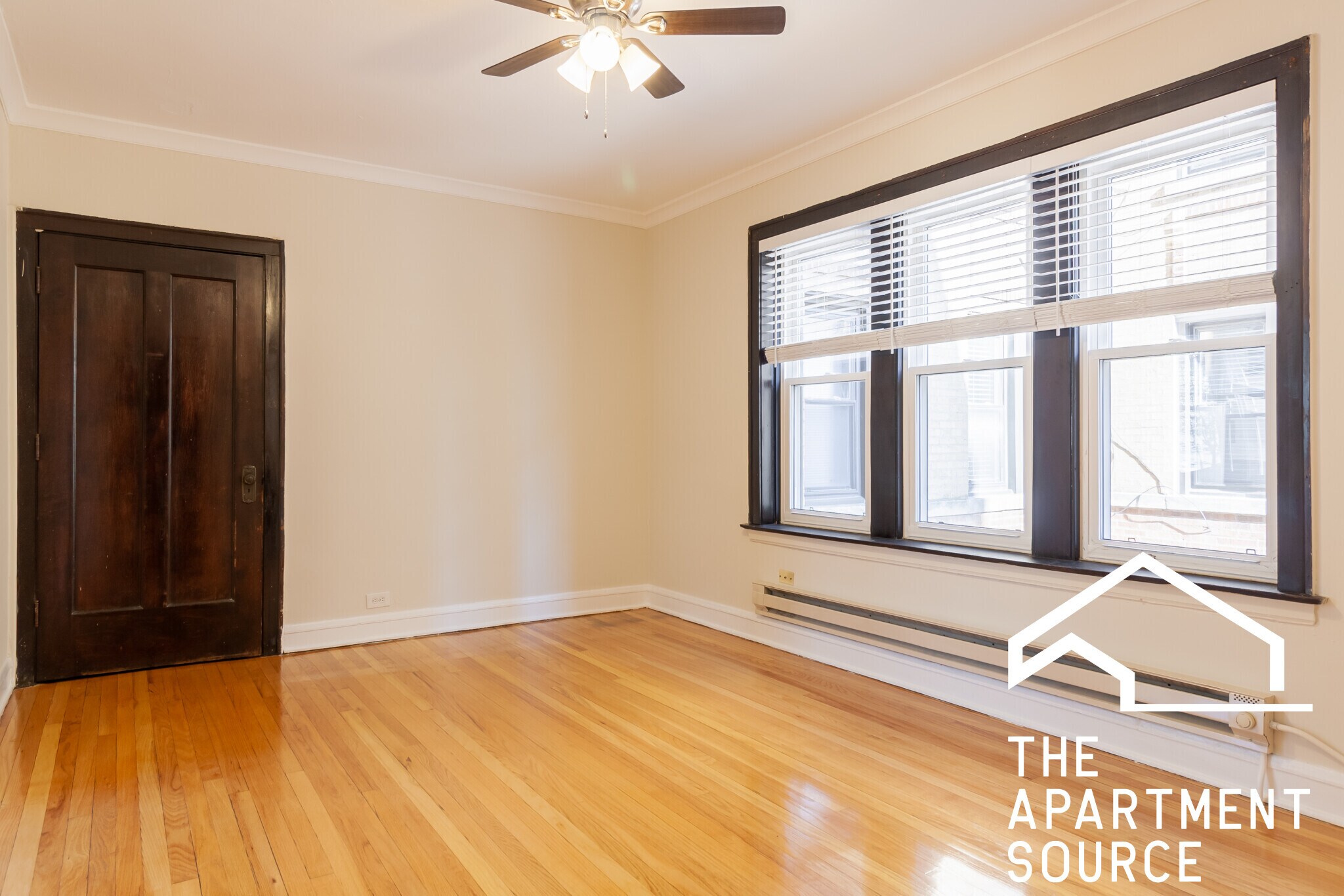 Building Photo - 4218 N Clark St