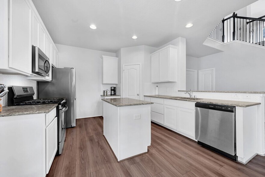 Building Photo - 5304 Cascade Ct