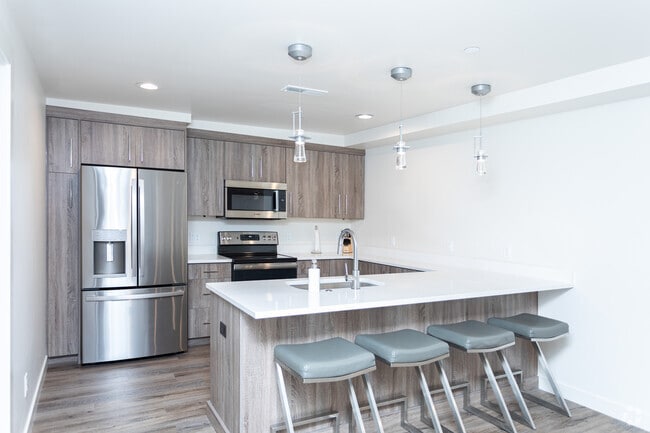 Interior Photo - Park East II