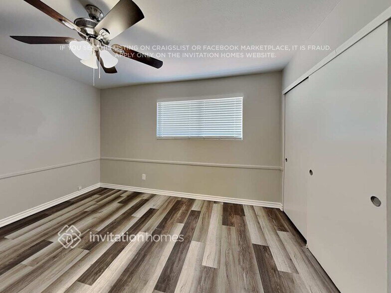 Building Photo - 3401 W Belmont Ave