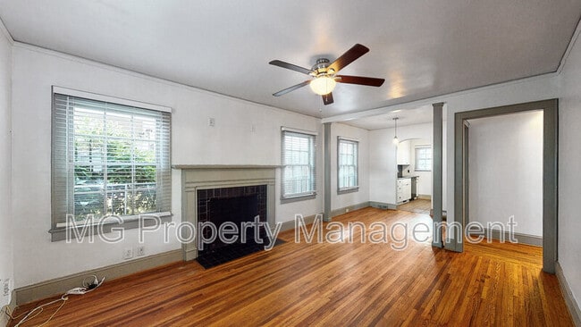 Building Photo - 1608 Onslow Dr