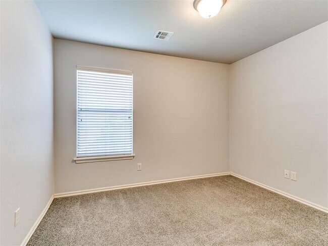 Building Photo - 8401 NW 107th St