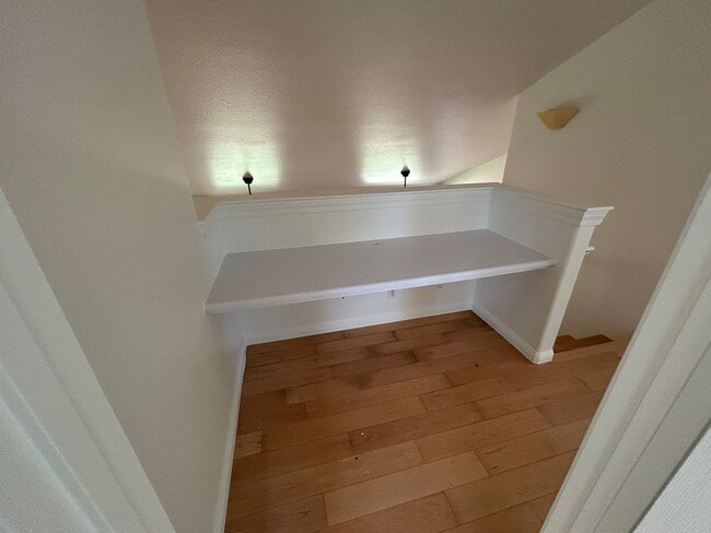 Building Photo - Beautiful 5 Bedroom 3.5 Bath House in Lihue