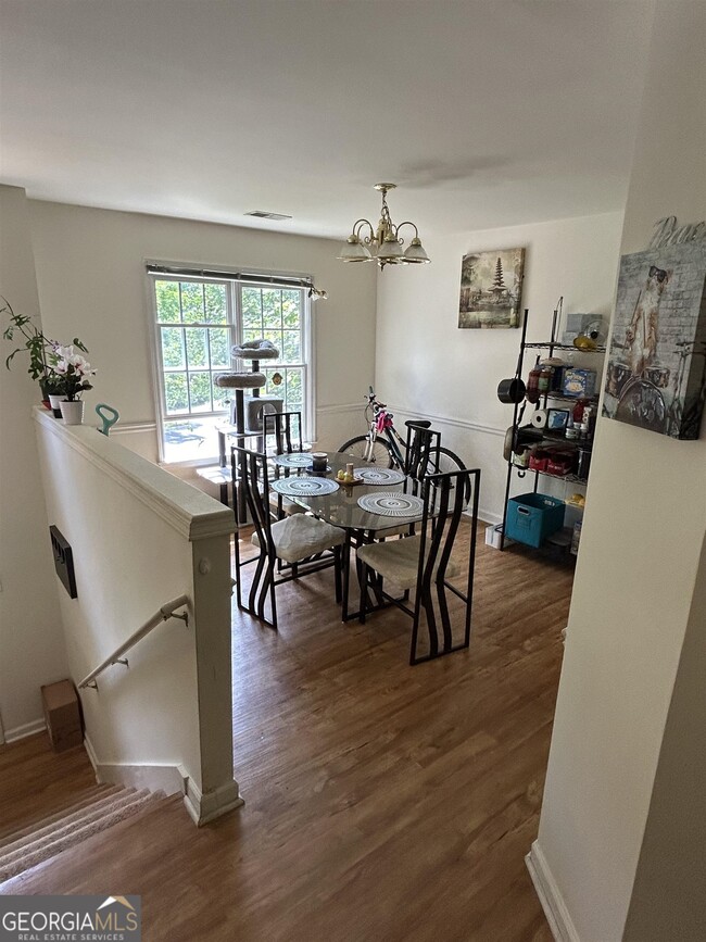 Building Photo - 174 Spring Lake Dr