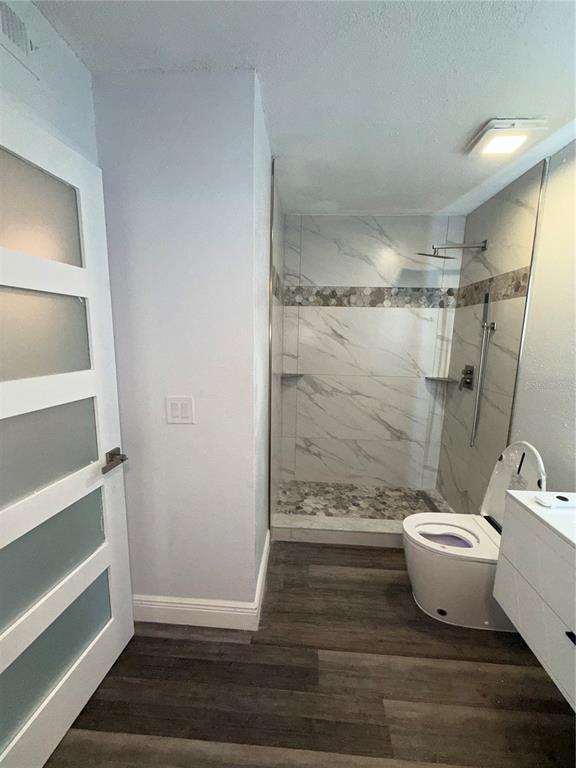 Building Photo - 9481 Highland Oak Dr