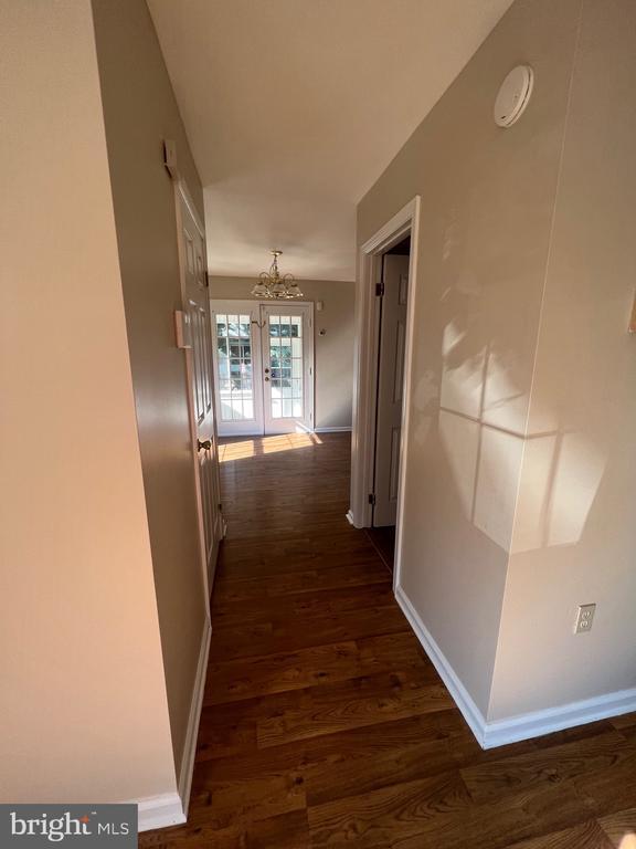 Building Photo - 34 Standish Ct