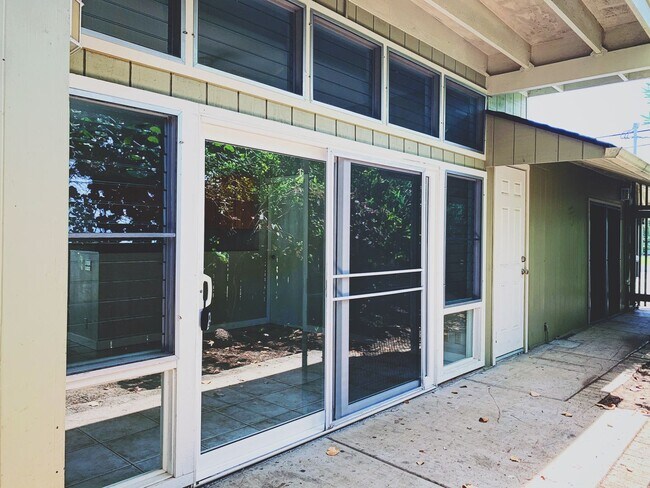 Building Photo - Schamber / Cuseo