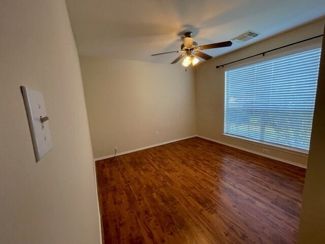 Building Photo - 3511 Paigewood Dr