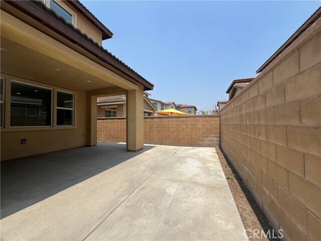 Building Photo - 4867 S Avocado Trail
