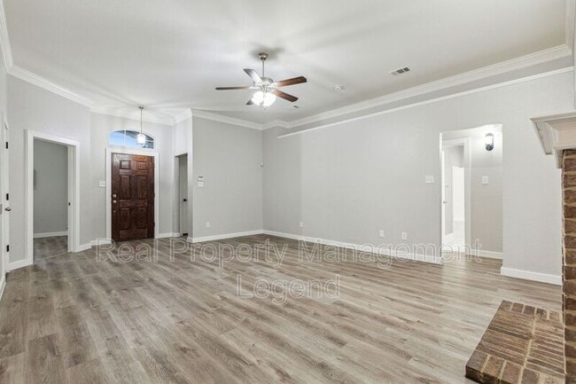 Building Photo - 1800 Meadow Lark Ln