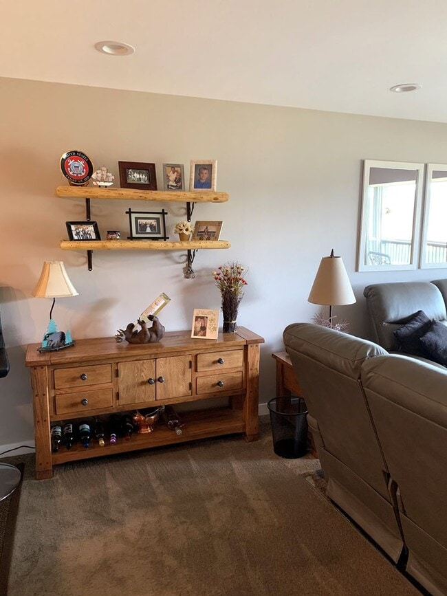 Building Photo - Summer Seasonal Rental- Sts. John 2543