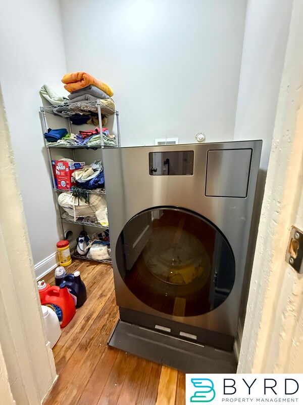 Building Photo - 3007 3rd Ave