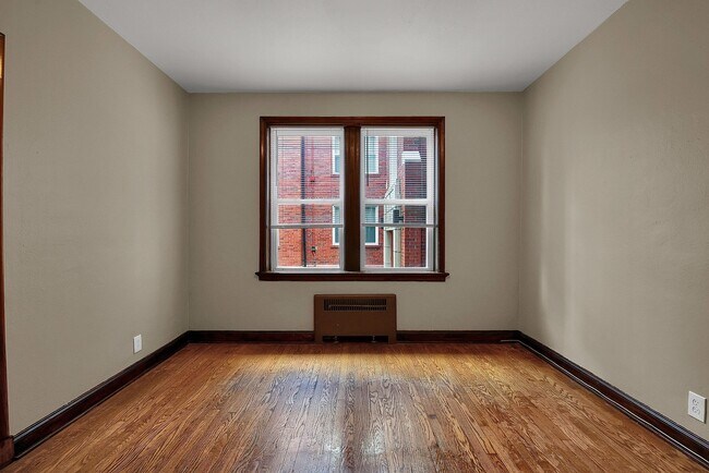 Building Photo - South City Oasis