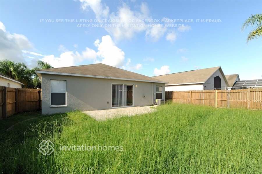 Building Photo - 12720 Lake Vista Dr