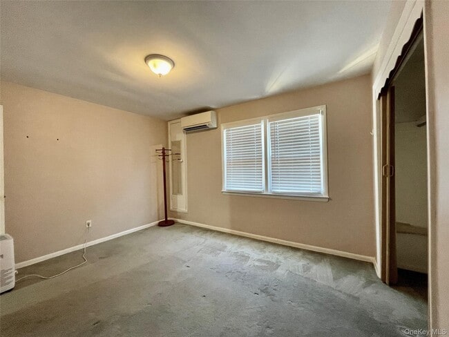Building Photo - 169 Old Mamaroneck Rd
