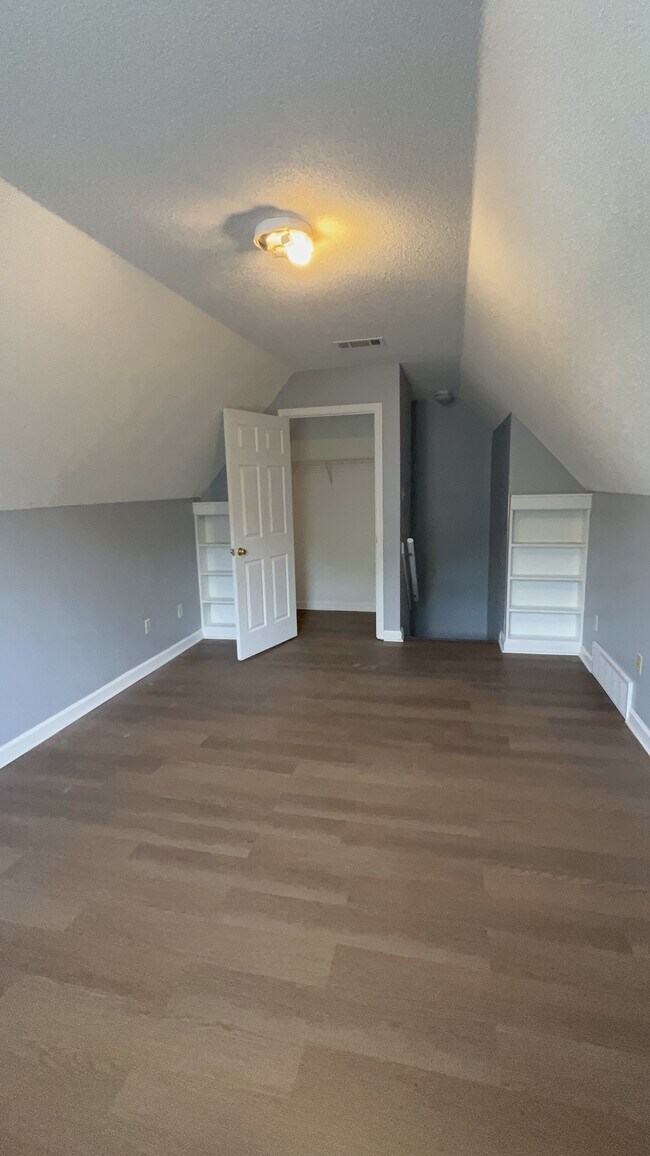 Building Photo - 9241 Speerberry Ln