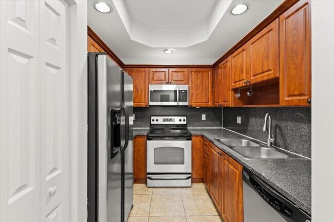 Building Photo - 4903 Schooner Dr