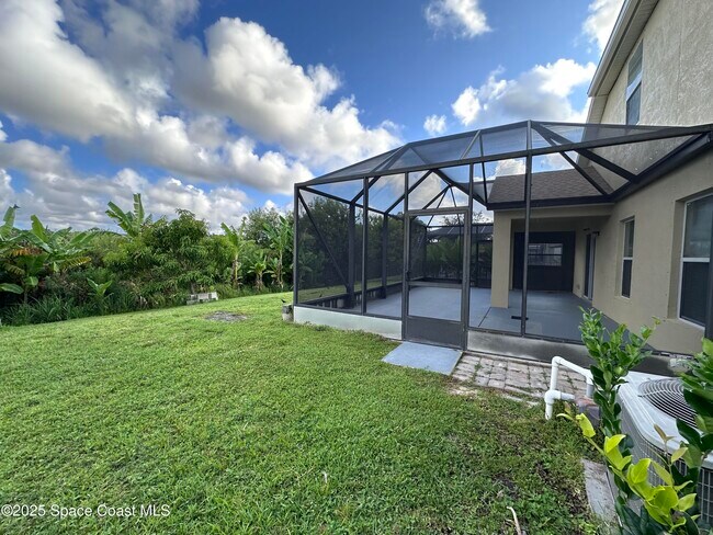 Building Photo - 1526 Litchfield Dr