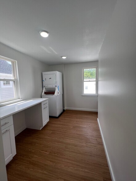 laundry room - 206 S Chestnut St