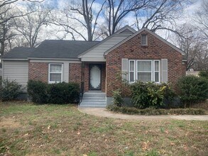 Building Photo - Newly Renovated Unit in Heart of Memphis
