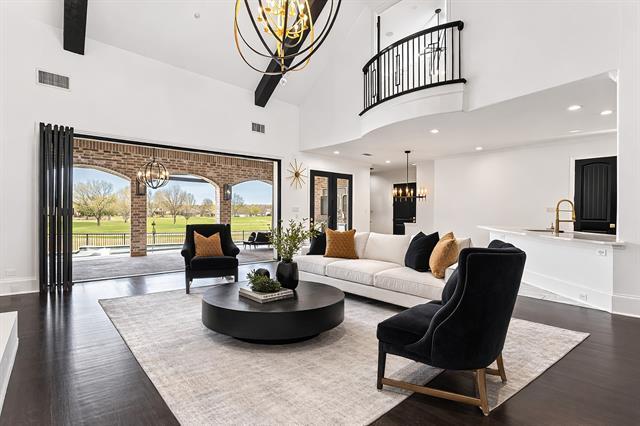 Building Photo - 2871 Creekwood Ln