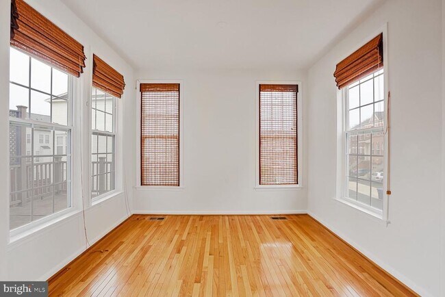 Building Photo - 22062 Dilworth Square