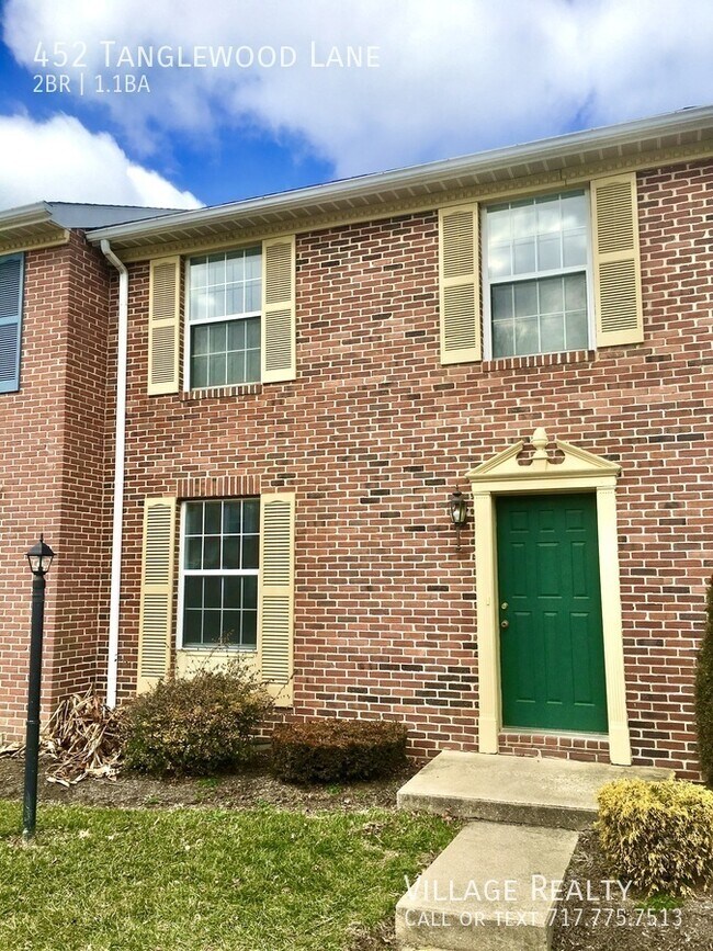 Building Photo - 452 Tanglewood Ln