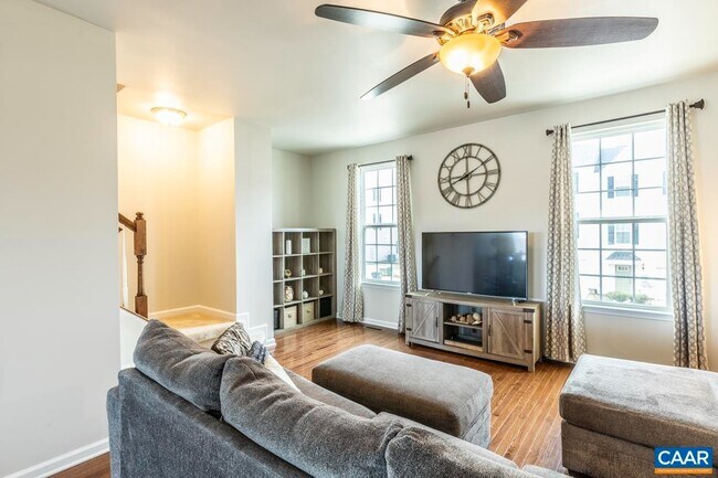 Building Photo - 2033 Elm Tree Ct