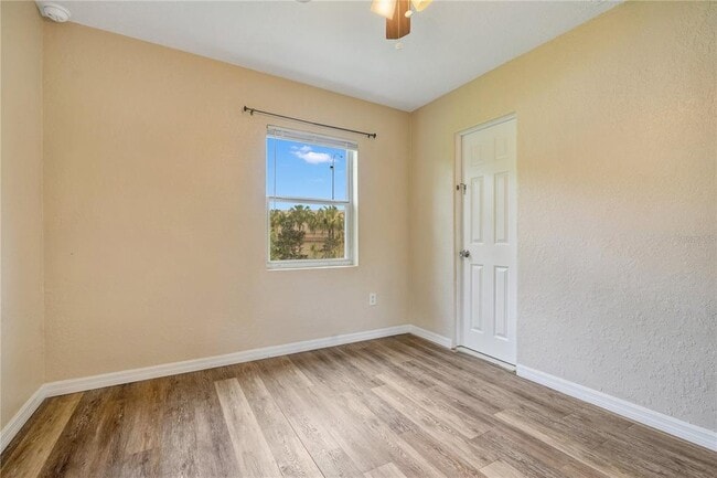 Building Photo - 2183 Crandon Ave