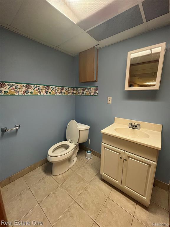 Building Photo - 10053 Royal Grand Ave