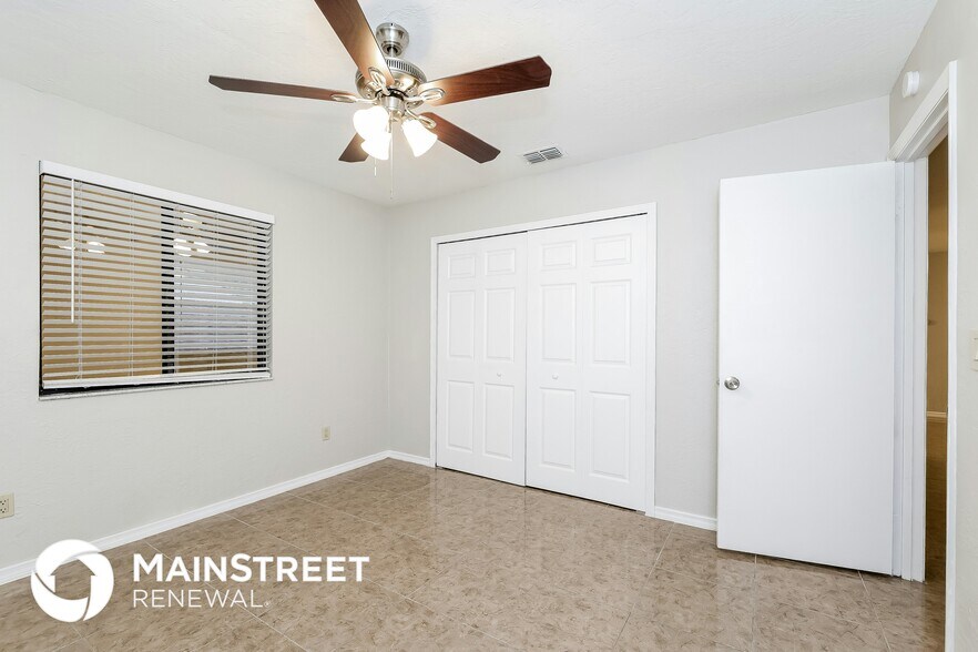 Building Photo - 240 Grifford Dr