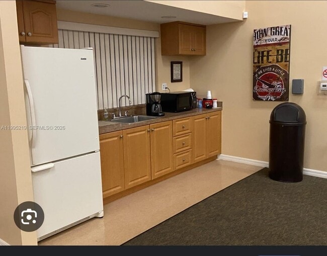 Building Photo - 1752 NW 74th Ave