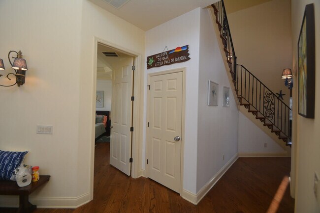 Building Photo - 58 Ocean St