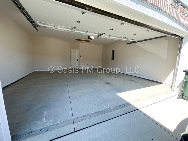 Building Photo - 201 Eisley Ln