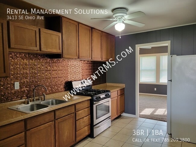 Building Photo - 3413 SE Ohio Ave