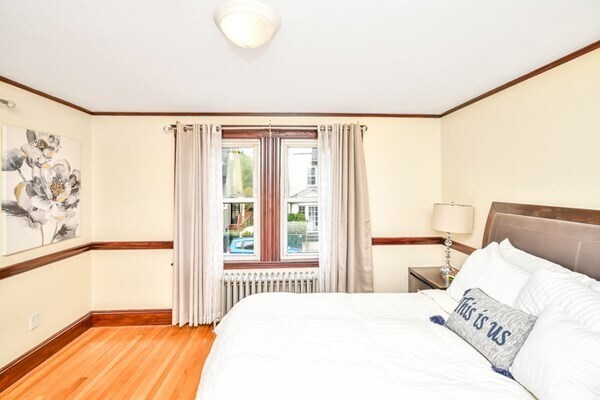 Building Photo - 9 Cornauba St