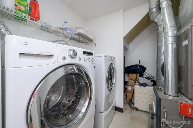 Building Photo - 57 Boston St