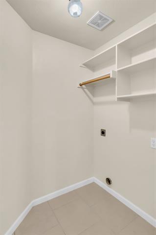 Building Photo - 9941 Voss Ave