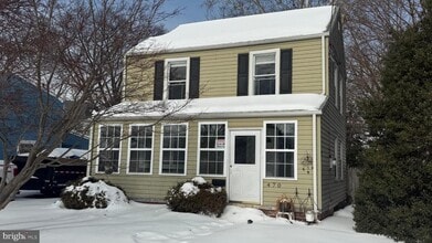 Building Photo - 470 Connecticut Ave